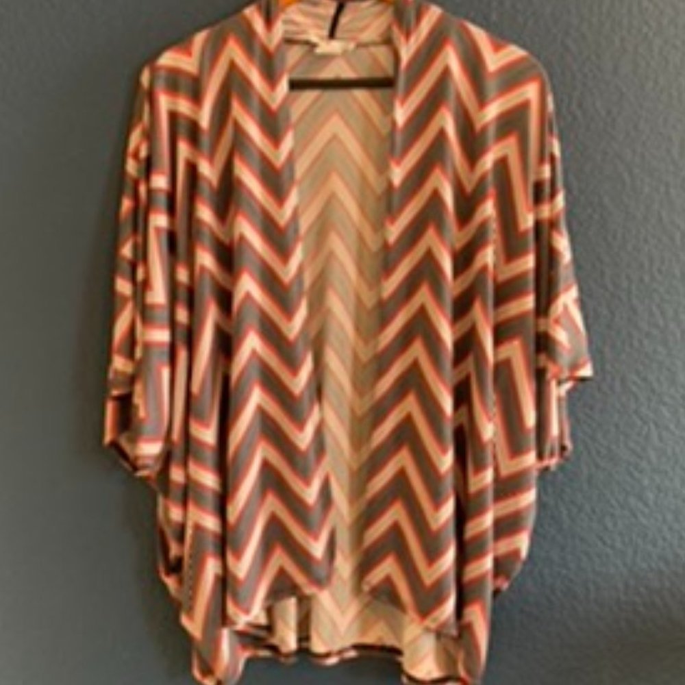 Zig Zag Stripe Chevron Shrug Cardigan